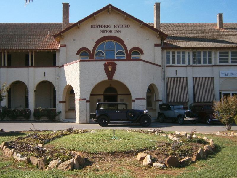 Hydro Hotel Leeton Extérieur photo